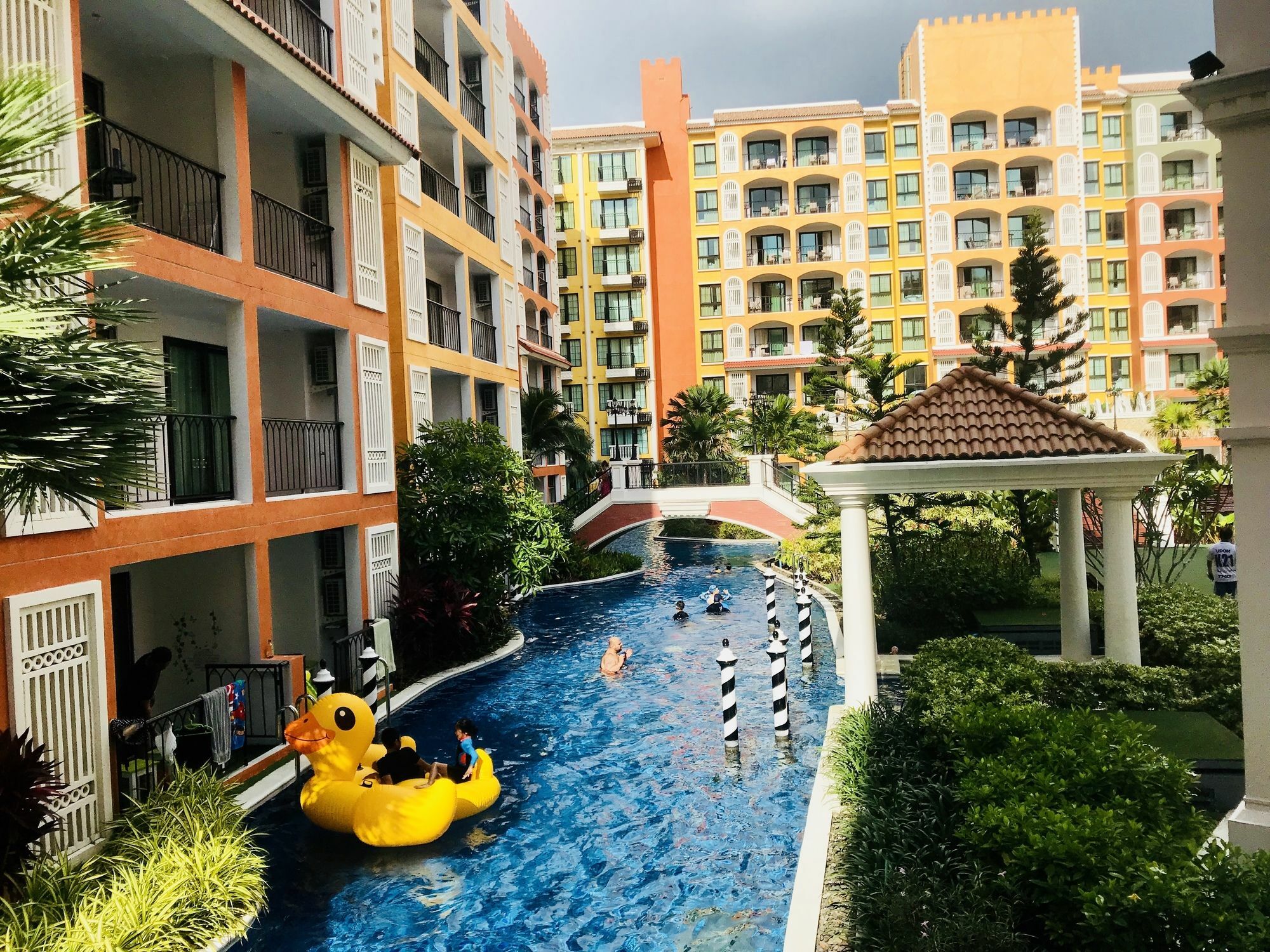 Venetian Pattaya Apartment Сатахип Екстериор снимка